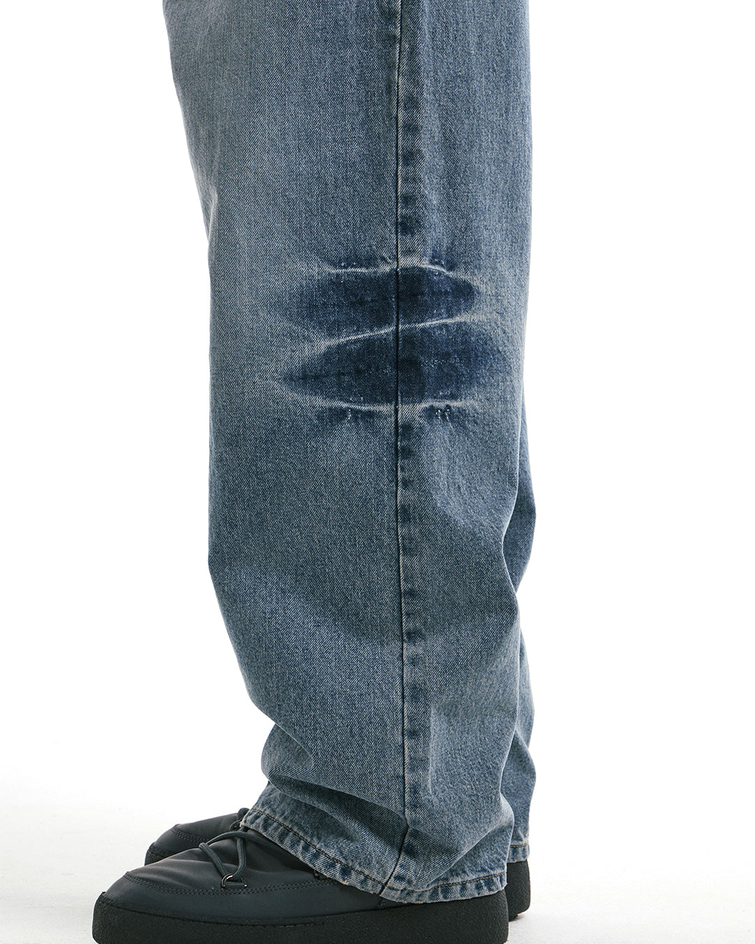 UNAFFECTED - Wide Denim