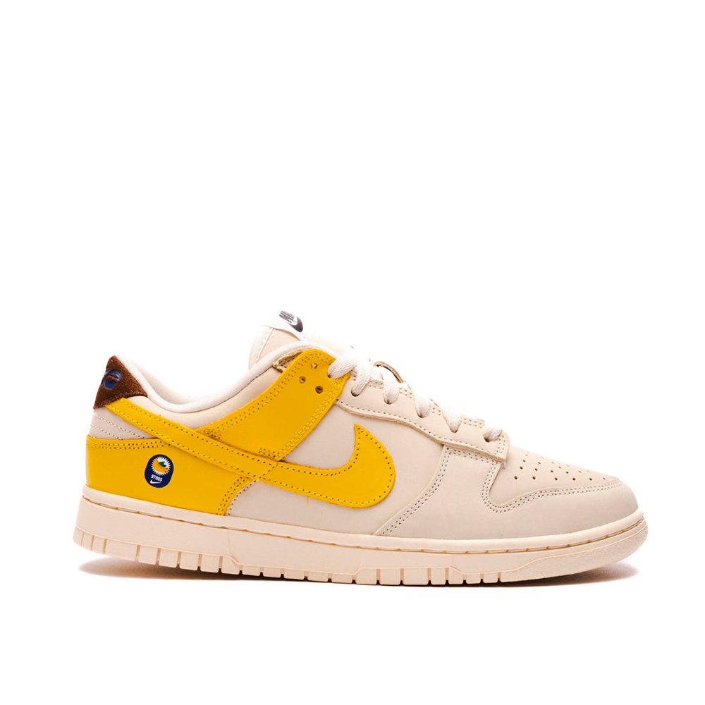 Nike Dunk Low LX "Banana" (W)