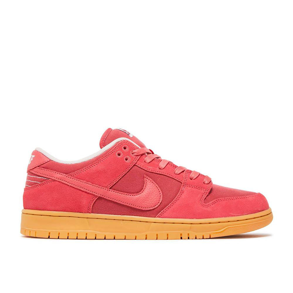 Nike SB Dunk Low Adobe