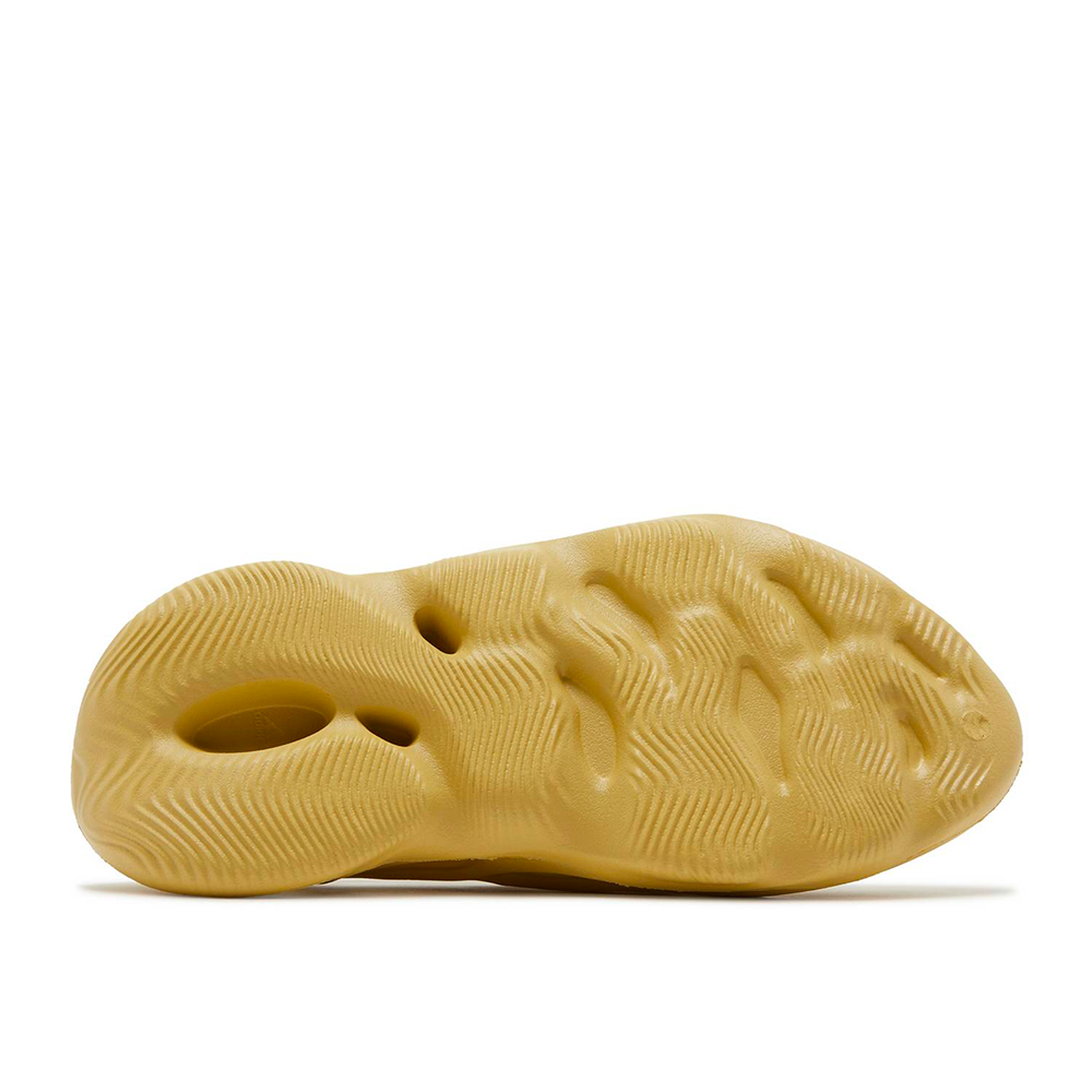 Adidas Yeezy Foam RNNR "Sulfur"