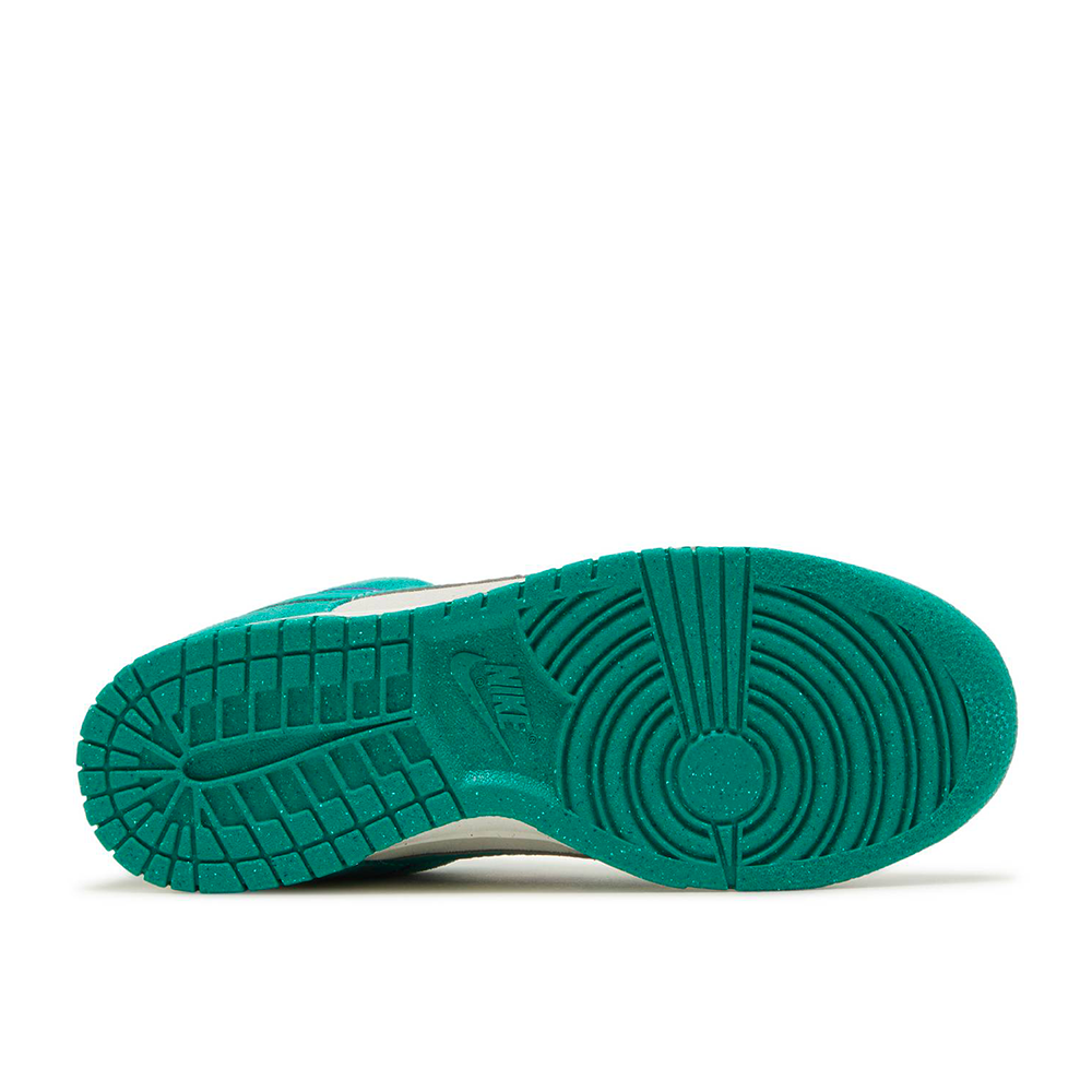 Nike Dunk Low SE 85 Neptune Green (W)